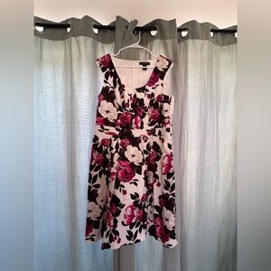 White House black market dress